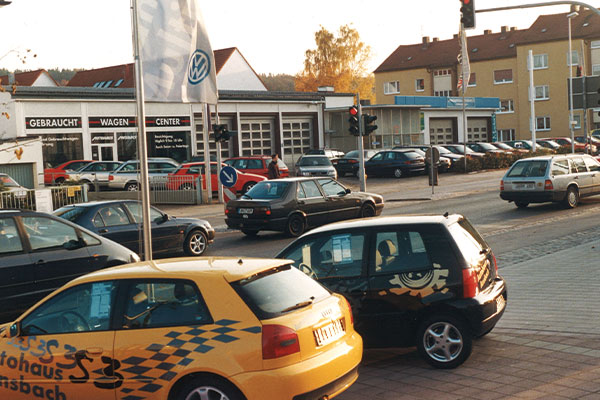 Autohaus Ansbach, Geschichte, Alt, Autos, Außen